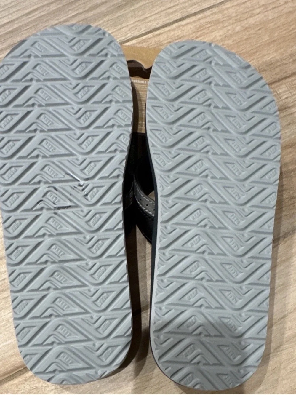 Reef Cushion Comfort Thong Sandals Gray/Black Logo Slip-On Men US 7